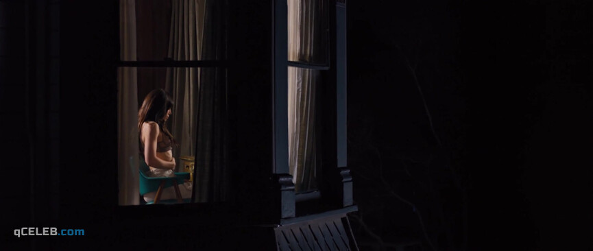 70. Jessica Biel sexy, Kaya Scodelario sexy – The Truth About Emanuel (2013)