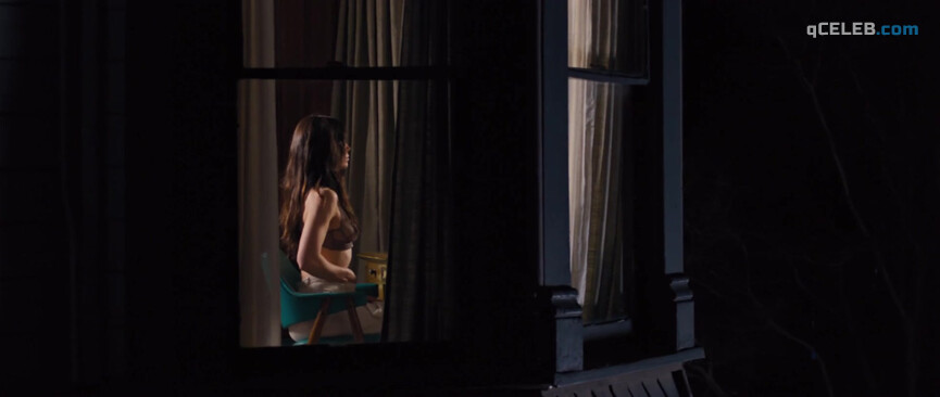 74. Jessica Biel sexy, Kaya Scodelario sexy – The Truth About Emanuel (2013)