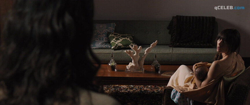 8. Jessica Biel sexy, Kaya Scodelario sexy – The Truth About Emanuel (2013)