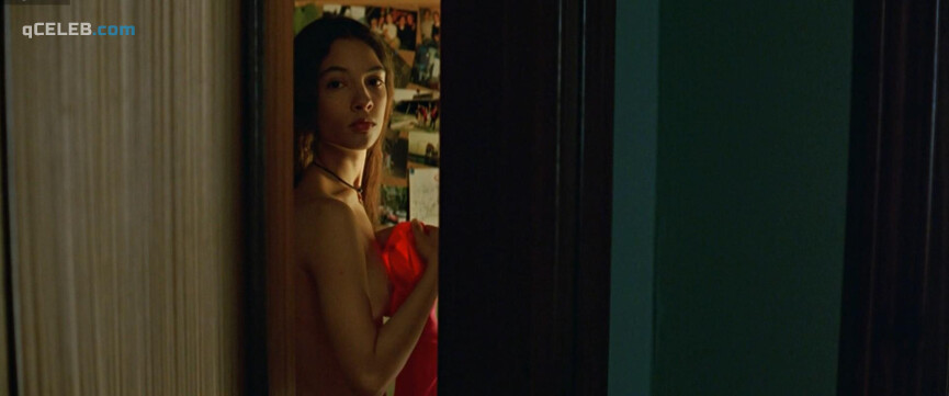 1. Yohana Cobo nude – Volver (2006)