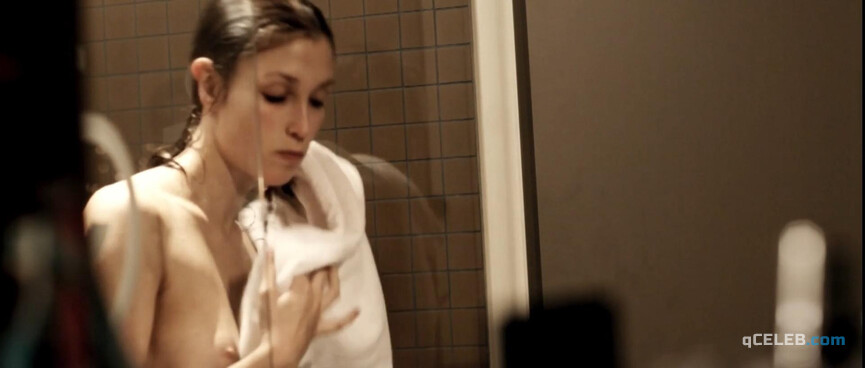 2. Lena Steisslinger nude – Roulette (2013)