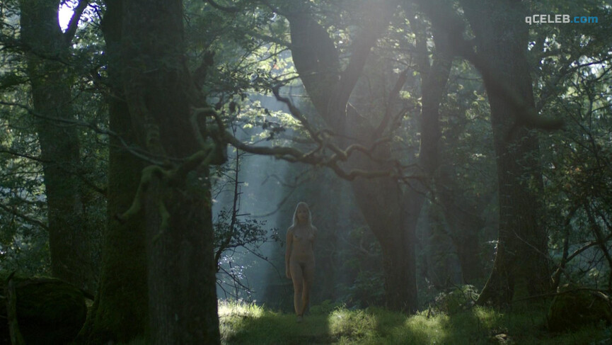 3. Ida Nielsen nude – Vikings s04e11 (2016)