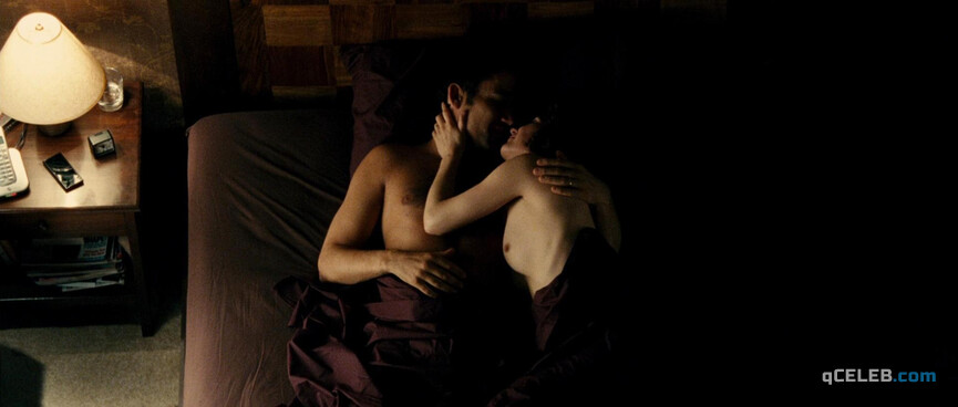 2. Carice van Houten nude – Intruders (2011)