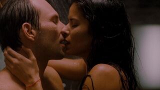 Patricia Velasquez nude – Mindhunters (2004)