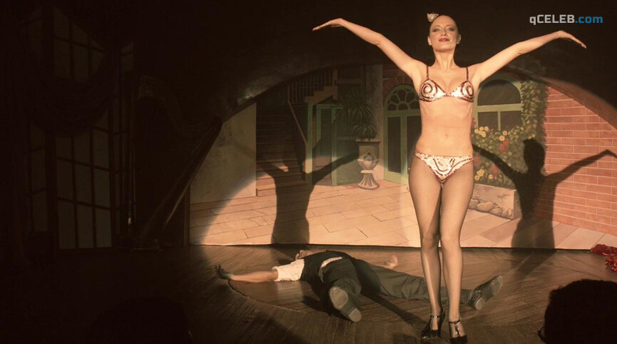 3. Elisabetta Fantone nude – Havana 57 (2012)