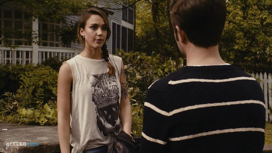 2. Jessica Alba sexy, Catherine O'Hara sexy – A.C.O.D. (2013)