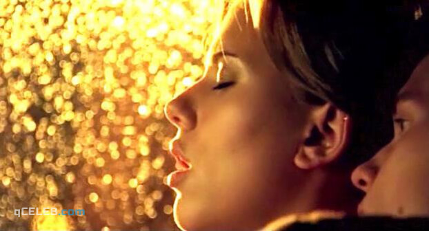 3. Scarlett Johansson sexy – A Love Song for Bobby Long (2004)