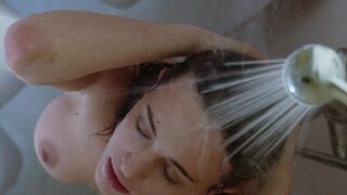 Asia Argento nude, Moran Atias nude – The Mother of Tears (2007)