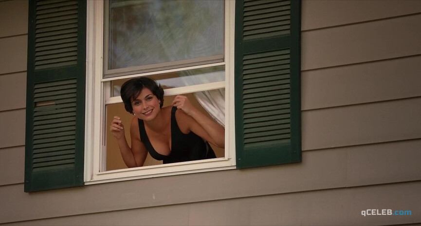 3. Morena Baccarin sexy, Crystal Rose Farmer nude – Back in the Day (2014)