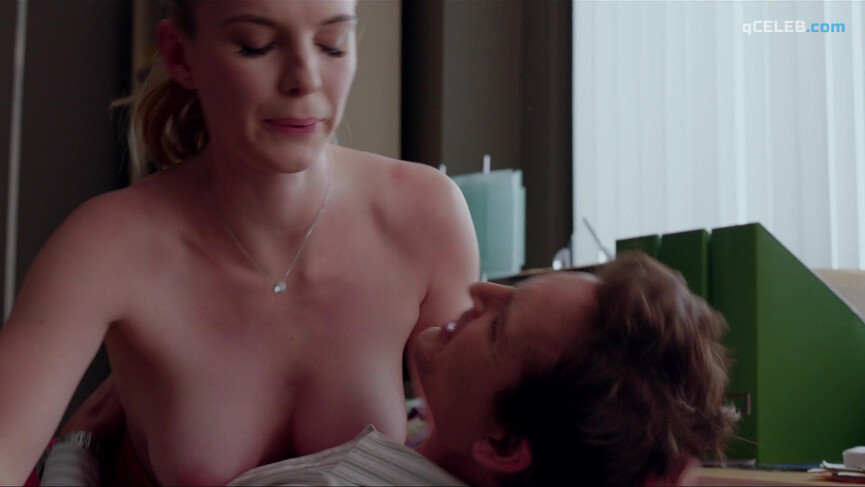 3. Betty Gilpin nude – Nurse Jackie s05 (2013)