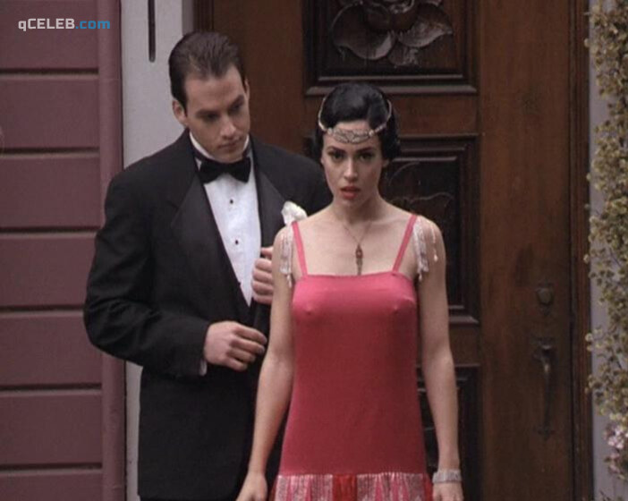 2. Alyssa Milano sexy – Charmed s02 (1999)