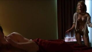 Olivia Wilde sexy, Michelle Monaghan sexy – Better Living Through Chemistry (2014)