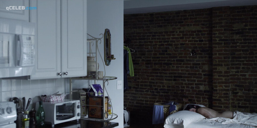 2. Rachel Brosnahan nude, Kate Lyn Sheil nude – House of Cards s02 (2014)