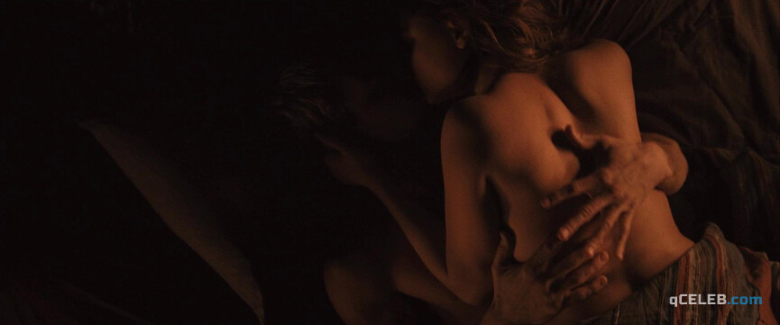 2. Rachael Leigh Cook sexy – Red Sky (2014)