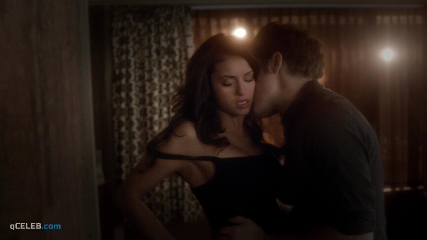 3. Nina Dobrev sexy – The Vampire Diaries s05e16 (2014)