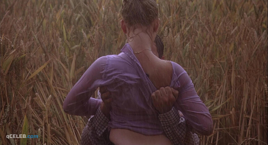 3. Scarlett Johansson sexy – Match Point (2005)