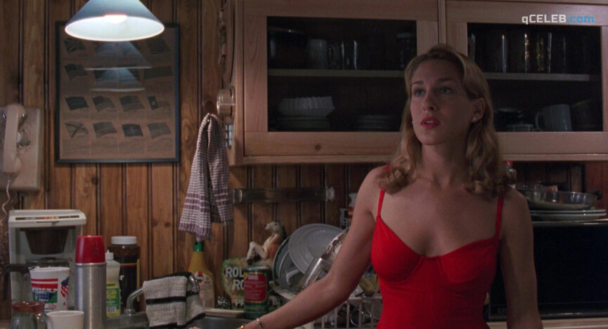 3. Sarah Jessica Parker sexy – Striking Distance (1993)