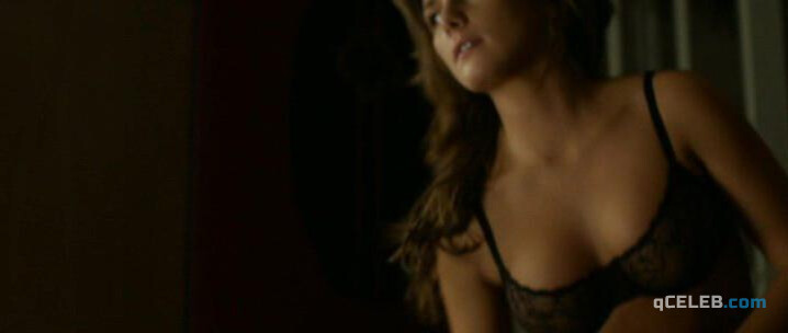 1. Addison Timlin sexy, Imogen Poots sexy, Jessica Lucas sexy, Mackenzie Davis sexy – That Awkward Moment (2014)