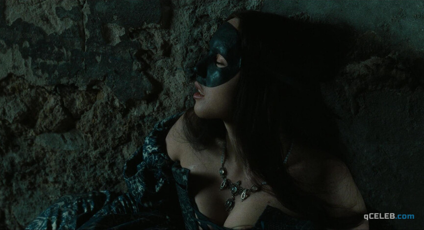 3. Isabelle Adjani nude – Queen Margot (1994)