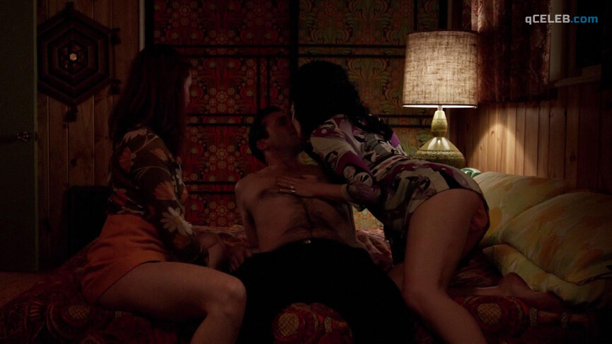 3. Jessica Pare sexy, Jenny Wade sexy – Mad Men s07e05 (2014)