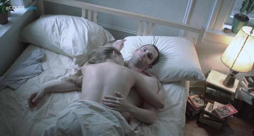 3. Teresa Palmer sexy, Rosario Dawson sexy – Parts Per Billion (2014)