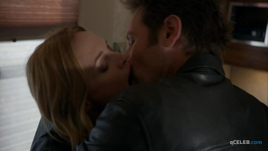 2. Heather Graham sexy – Californication s07e08 (2014)