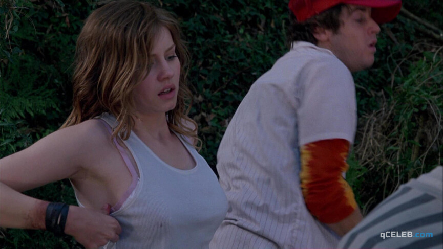 1. Elisha Cuthbert sexy – House of Wax (2005)