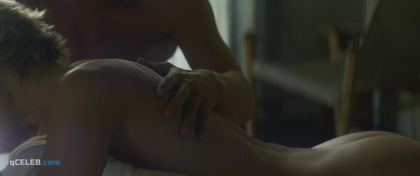 1. Naomi Watts sexy, Robin Wright nude – Adore (2013)