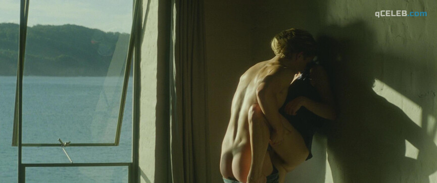 3. Naomi Watts sexy, Robin Wright nude – Adore (2013)
