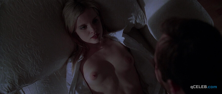 1. Mena Suvari nude – American Beauty (1999)