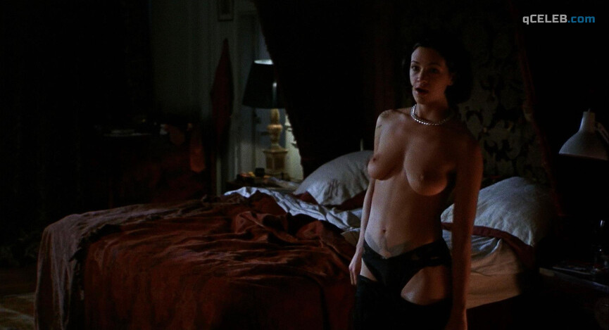 1. Asia Argento nude – B. Monkey (1998)