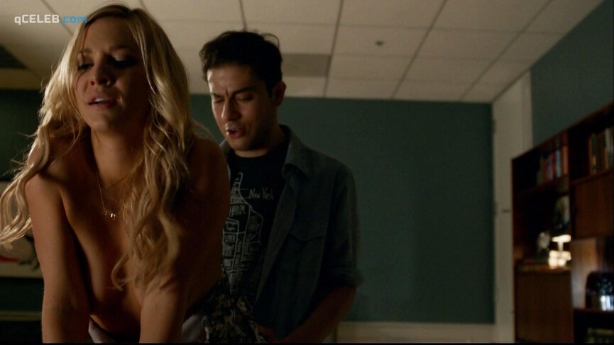 1. Tara Holt nude – Californication s07e02-04 (2014)