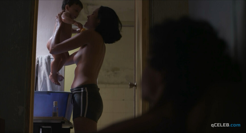 6. Samantha Castillo nude – Bad Hair (2013)