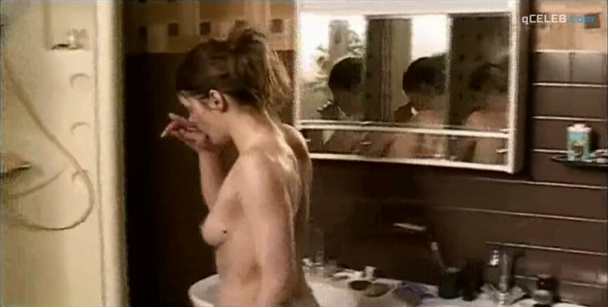 8. Valerie Donzelli nude – Right Under My Eyes (2002)
