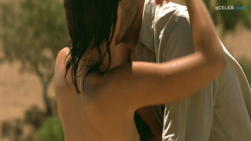 3. Olivia Bonamy sexy – Mariage mixte (2004)