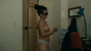 Delia Sepulcre-Nativi nude – A Violent Life (2017)