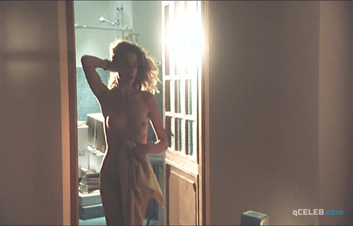 11. Claudia Gerini nude – Il gioco (2001)