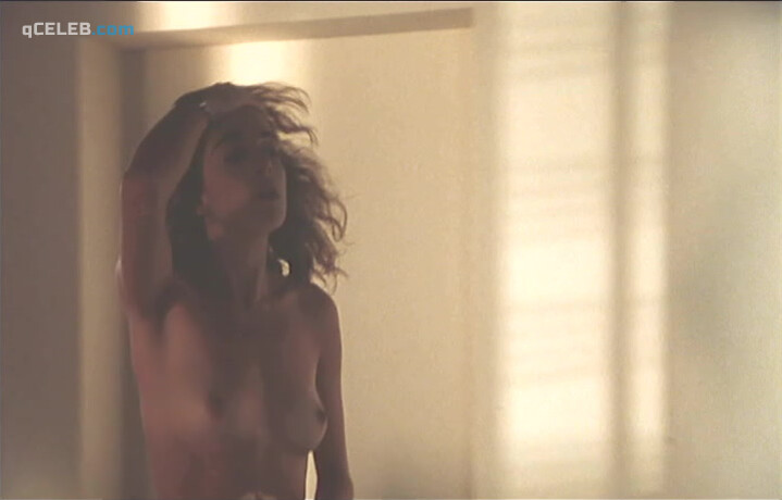 13. Claudia Gerini nude – Il gioco (2001)