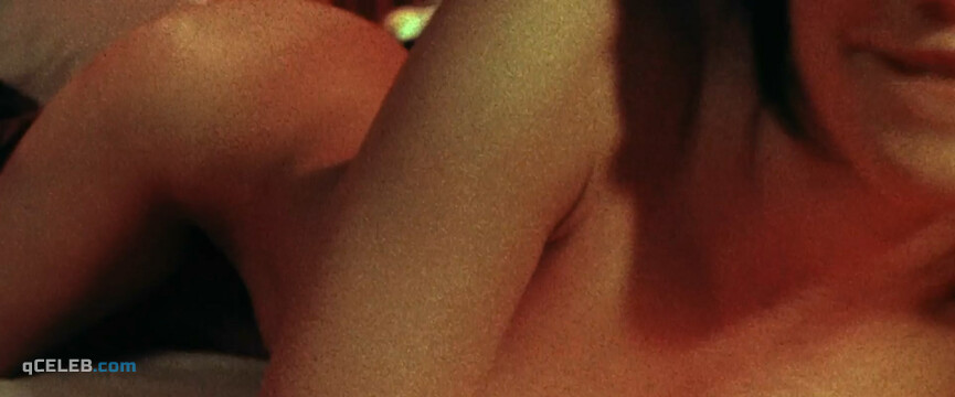 3. Lucie Laurier nude – Mumford (1999)