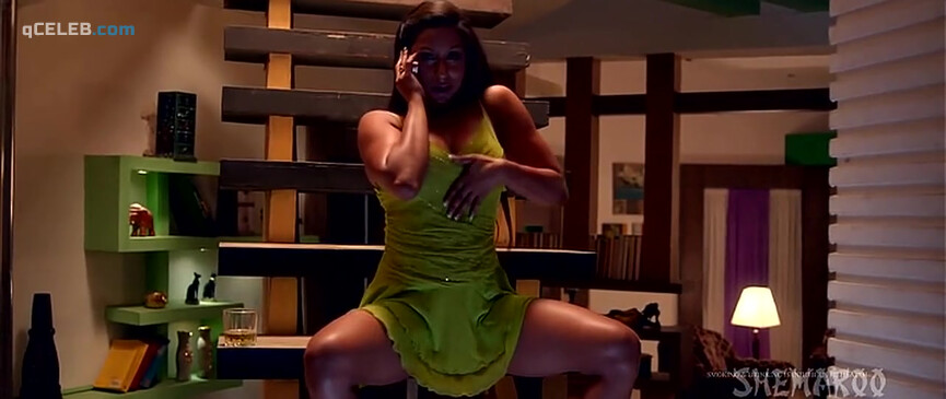 2. Kamalika Chanda sexy – Miss Teacher (2016)