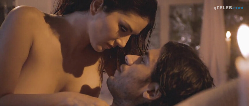 11. Sunny Leone sexy – Ragini MMS 2 (2014)