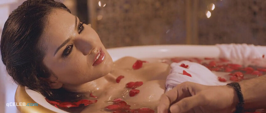9. Sunny Leone sexy – Ragini MMS 2 (2014)