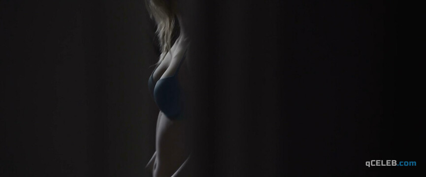 8. Erin Moriarty sexy – Within (2016)