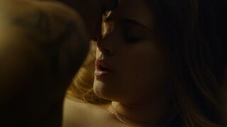 Josephine Langford sexy – After (2019)