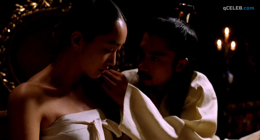 2. Soo Ae sexy – The Sword with No Name (2009)