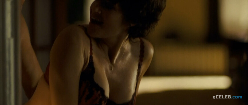 1. Carla Gugino sexy – Righteous Kill (2008)