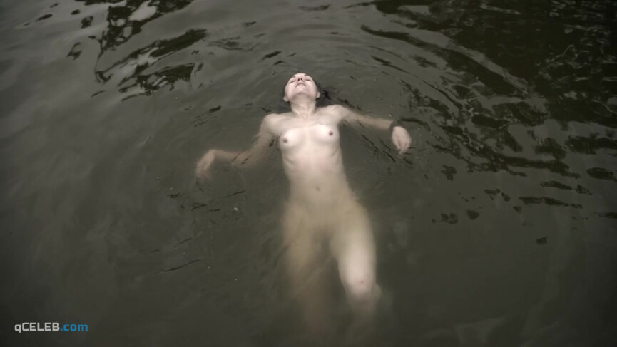 5. Jennifer Lynn Warren nude – Creature (2011)