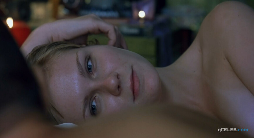 19. Kirsten Dunst sexy – Crazy/Beautiful (2001)