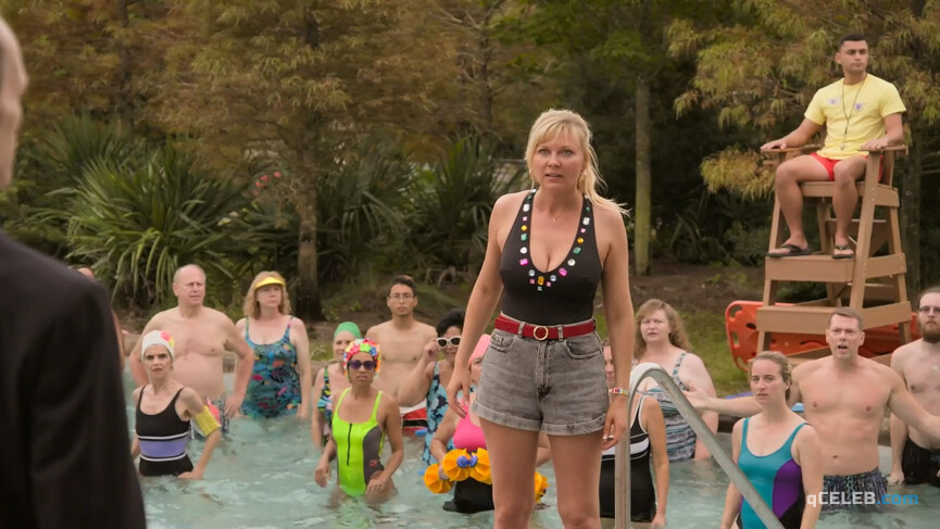 6. Kirsten Dunst sexy – On Becoming a God in Central Florida s01e04 (2019)