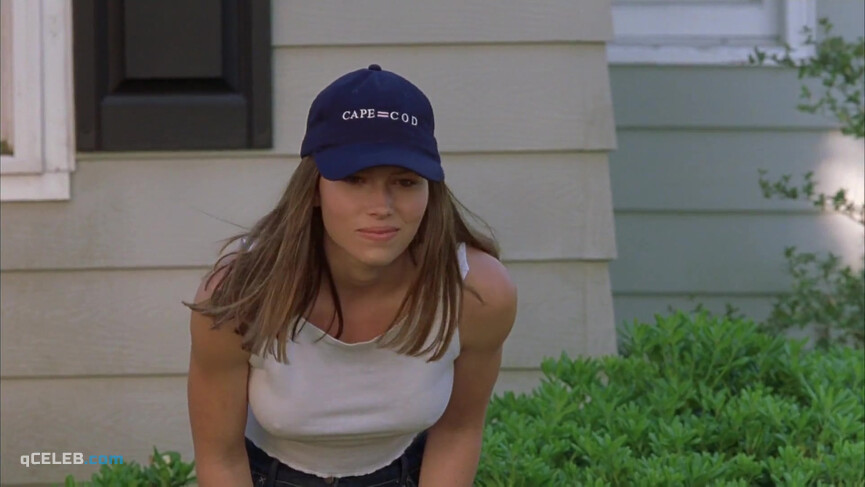 8. Jessica Biel sexy – Summer Catch (2001)
